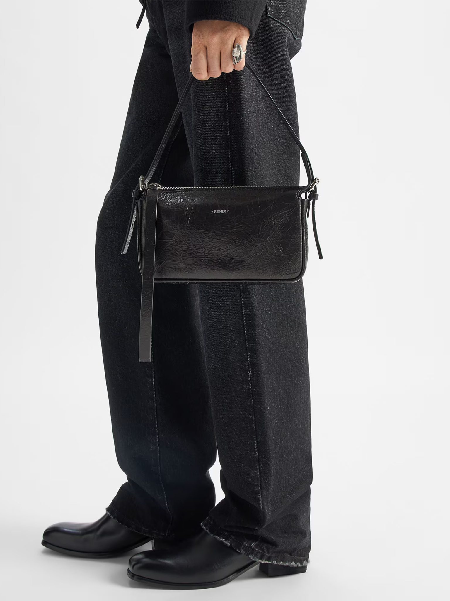 [Fendi] Shoulder bag FW26 8BS123B14MF0QA1
