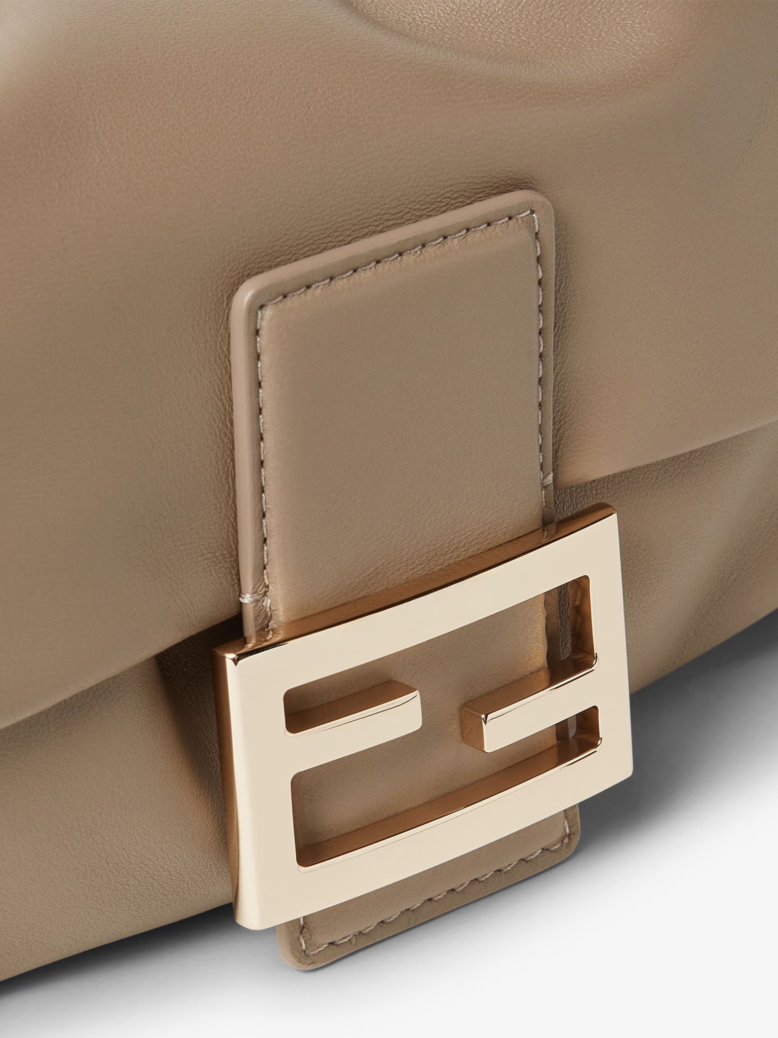 [Fendi] Shoulder bag FW26 8BR855B1ZKF0QD3
