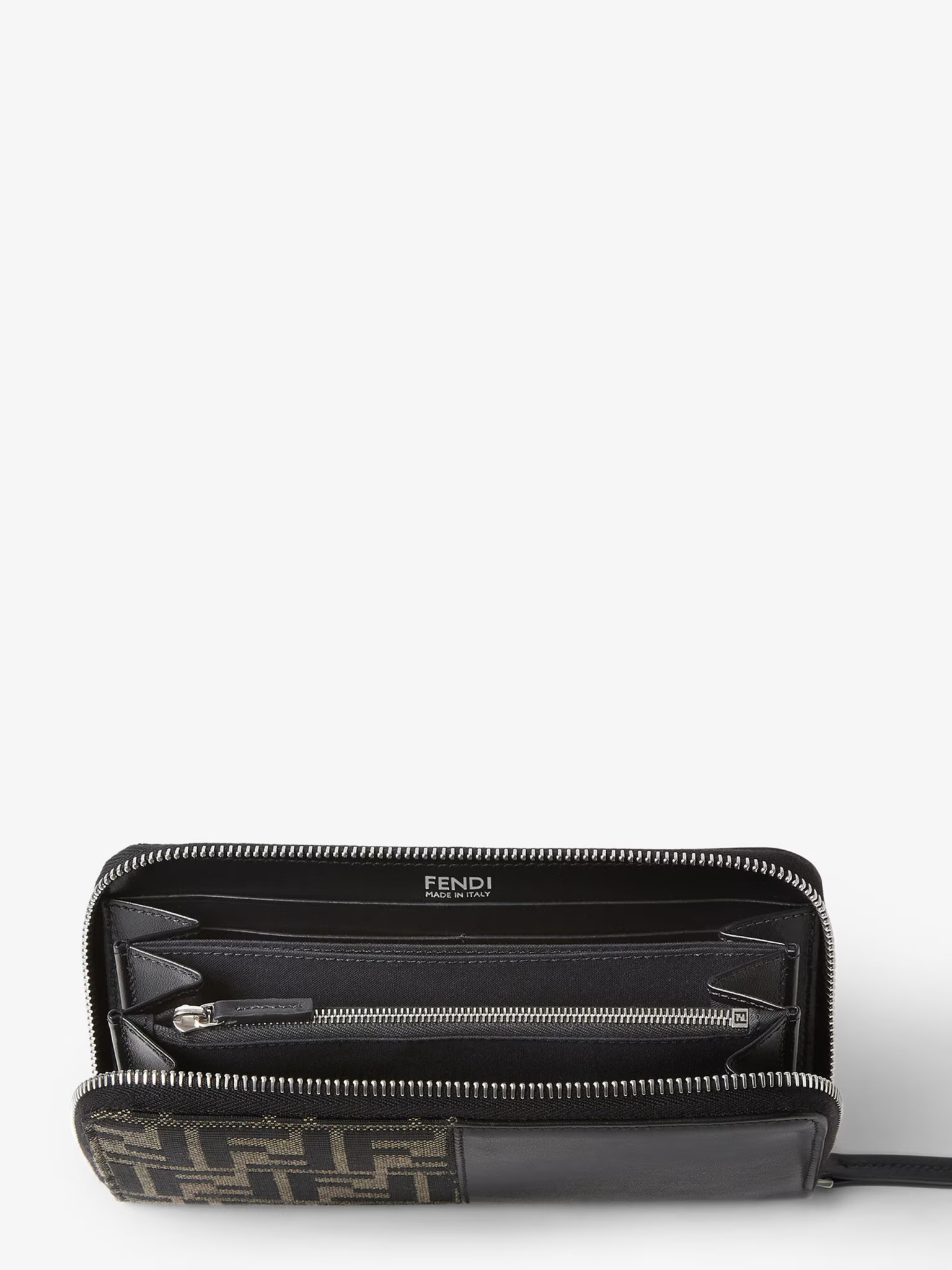 [Fendi] Wallet FW26 7M0210B139F0XLL