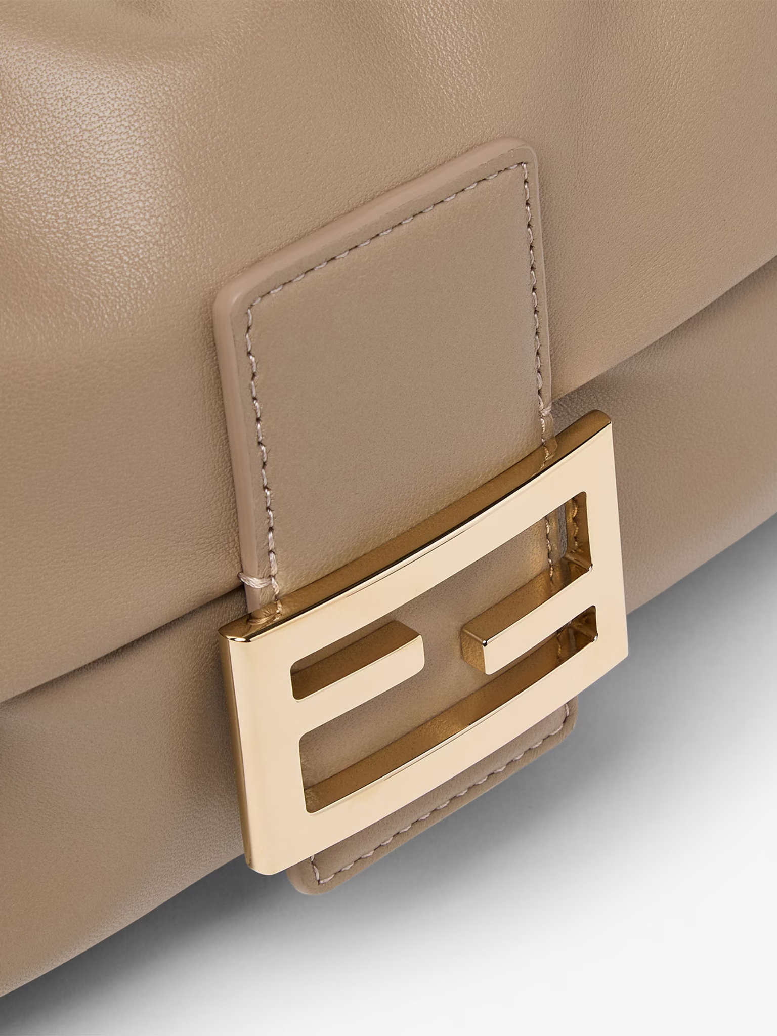 [Fendi] Shoulder bag FW26 8BR856B1ZKF0QD3