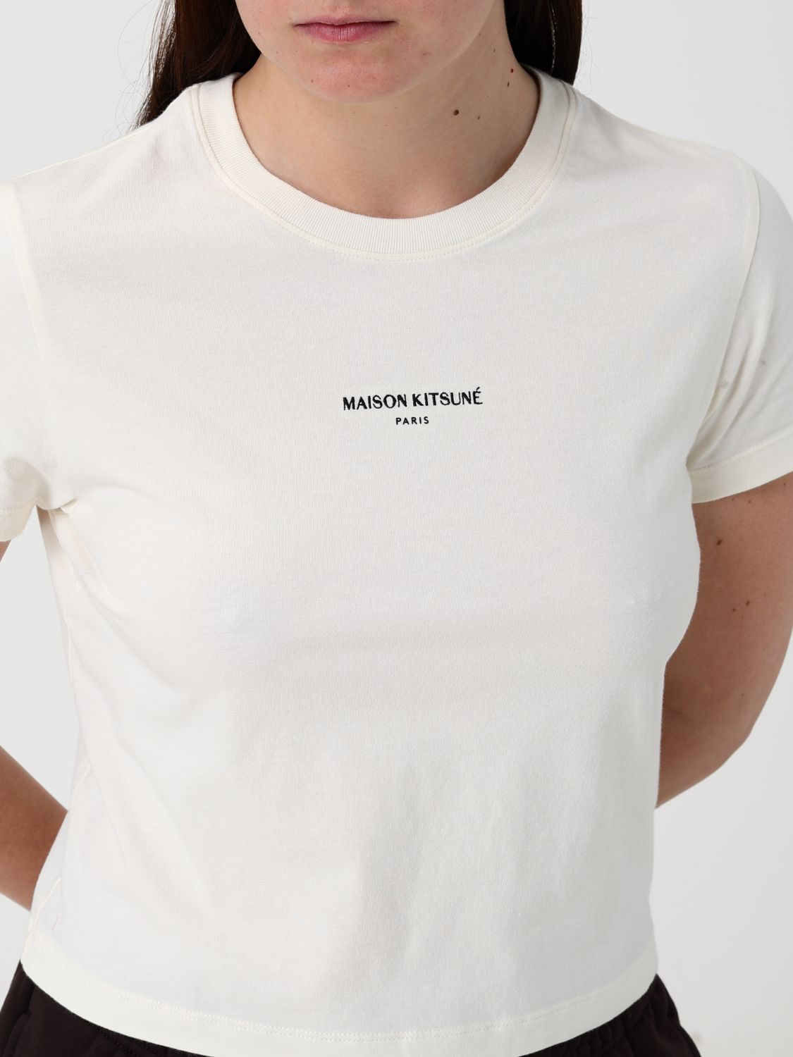 [MAISON KITSUNE] T-shirts Short Sleeve SS26 QW00100KJ7026 0063