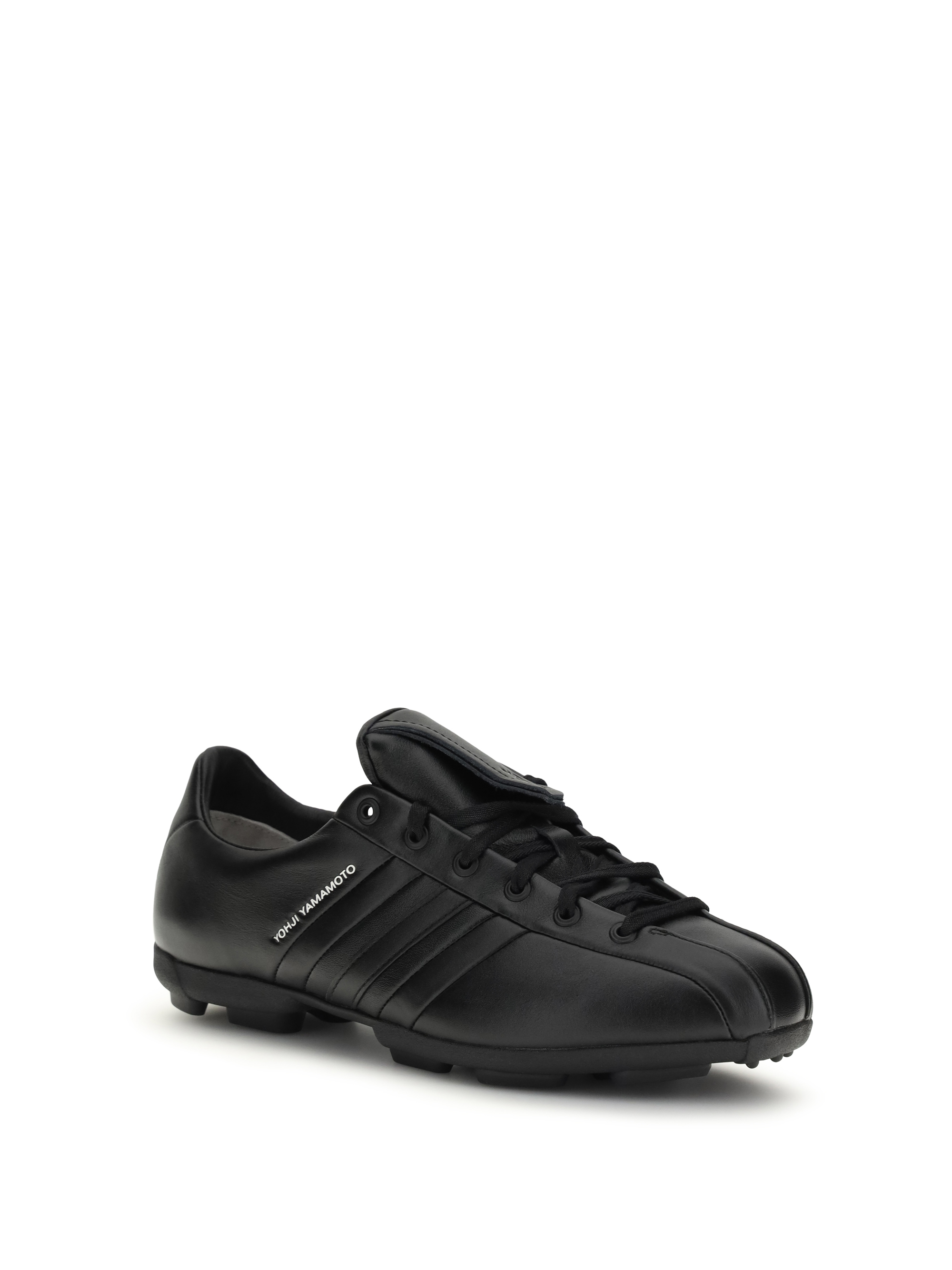 Field Sneakers