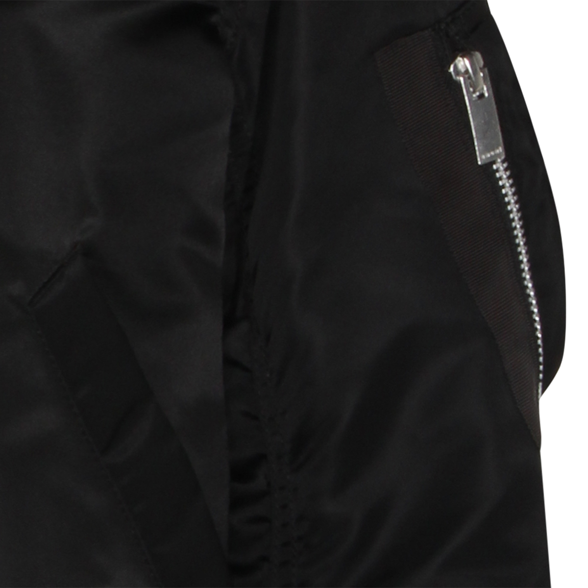 [Sacai] Casual Jacket FW26 SCW301001