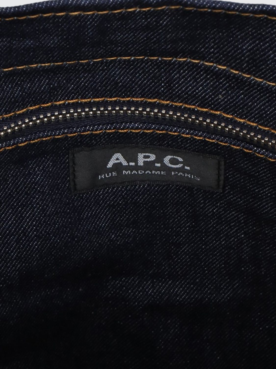 [A.P.C.] Tote bag SS26 COHLOM61568 CAF
