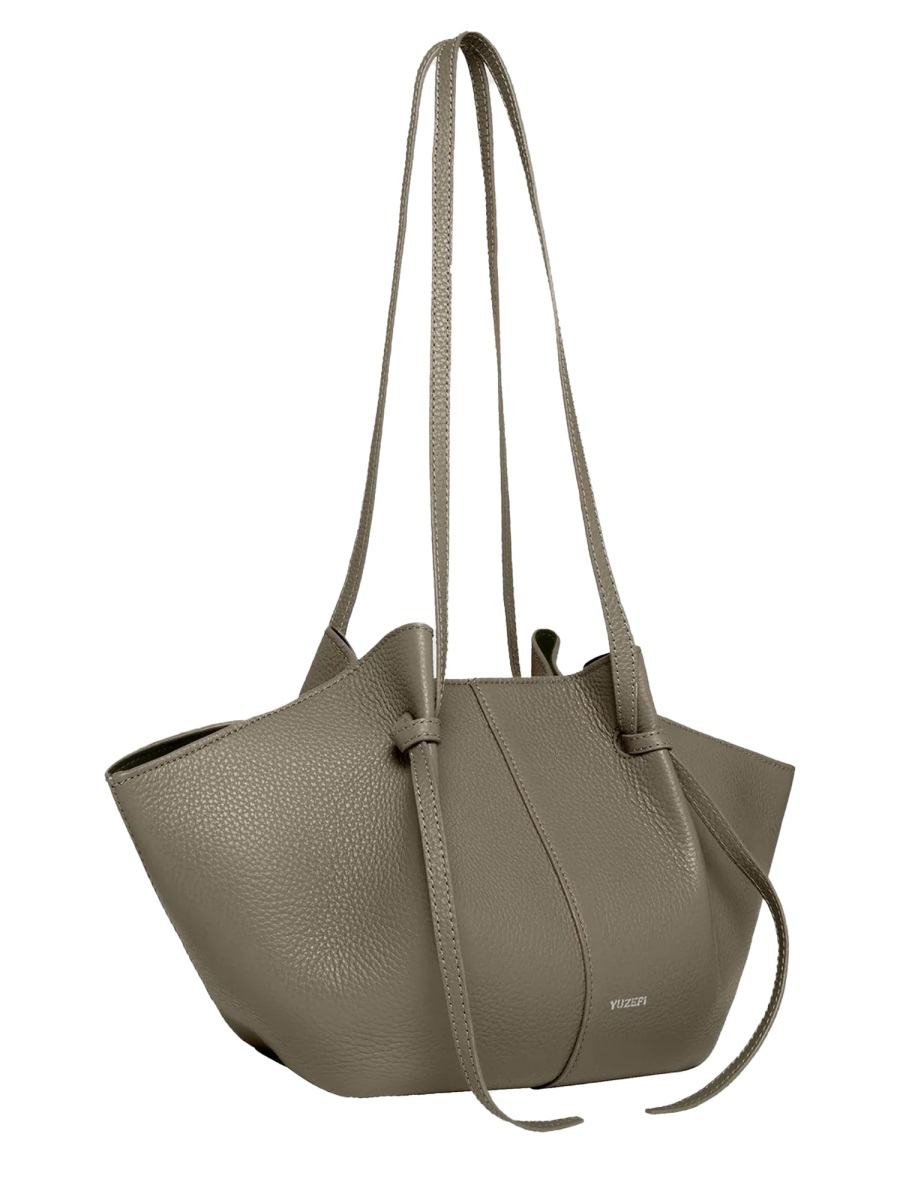 [YUZEFI] Shoulder bag FW26 MOCHI-PEBBLE-GRAIN-LEATHER_TAUPE