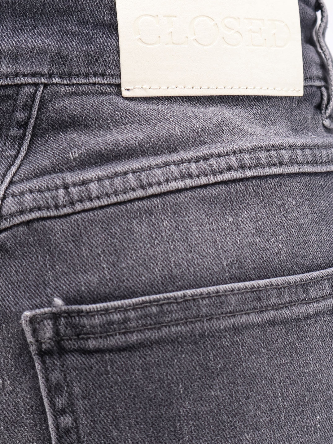 [Closed] Jeans FW26 C2100403N3BDGY