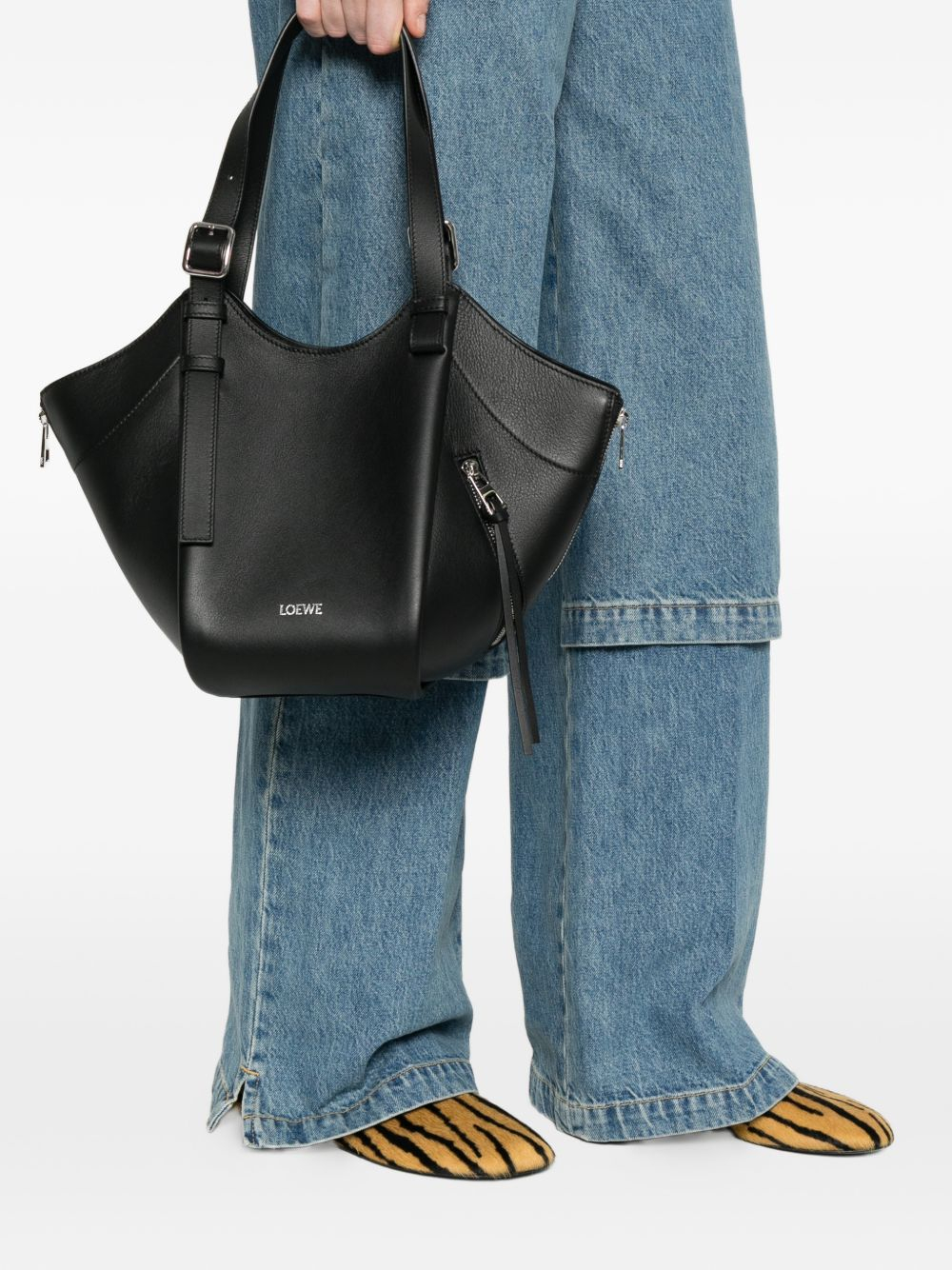 [Loewe] Tote bag FW26 A538HHBX071100