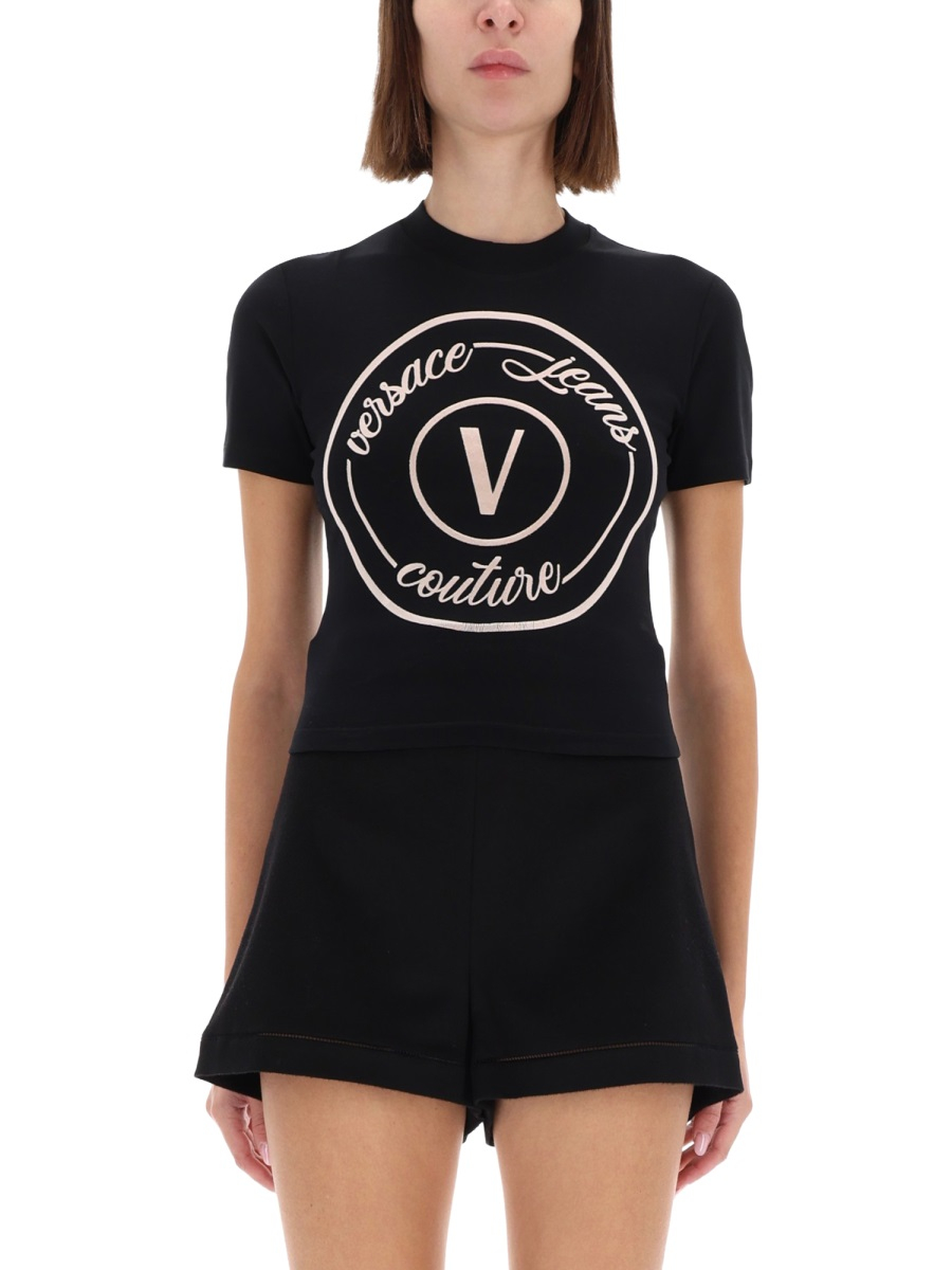 [VERSACE JEANS COUTURE] T-shirts Short Sleeve FW25 79HAHE04_CJ02E899