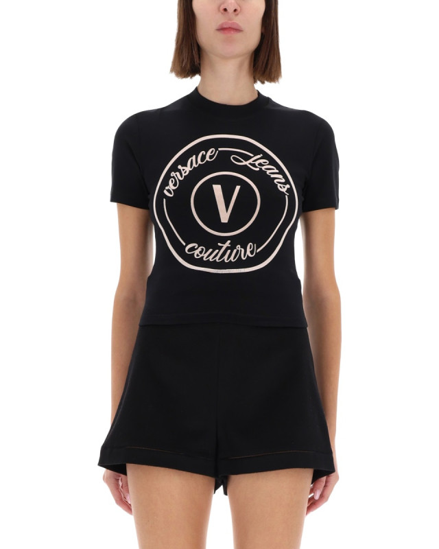 [VERSACE JEANS COUTURE] T-shirts Short Sleeve FW25 79HAHE04_CJ02E899