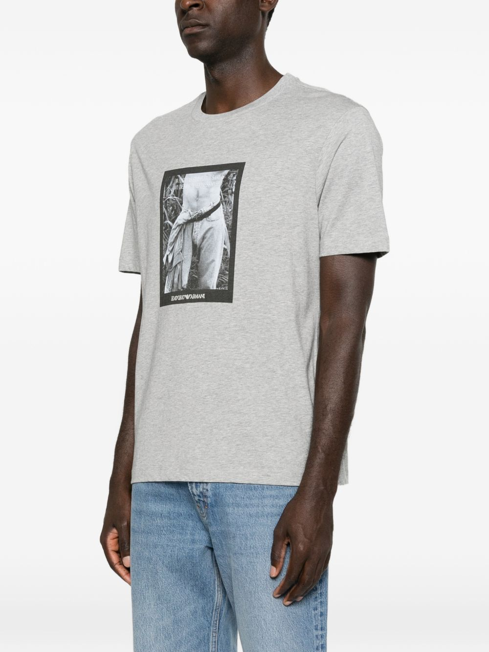 [Emporio Armani] T-shirts Short Sleeve FW26 EM006931AF23082F8301