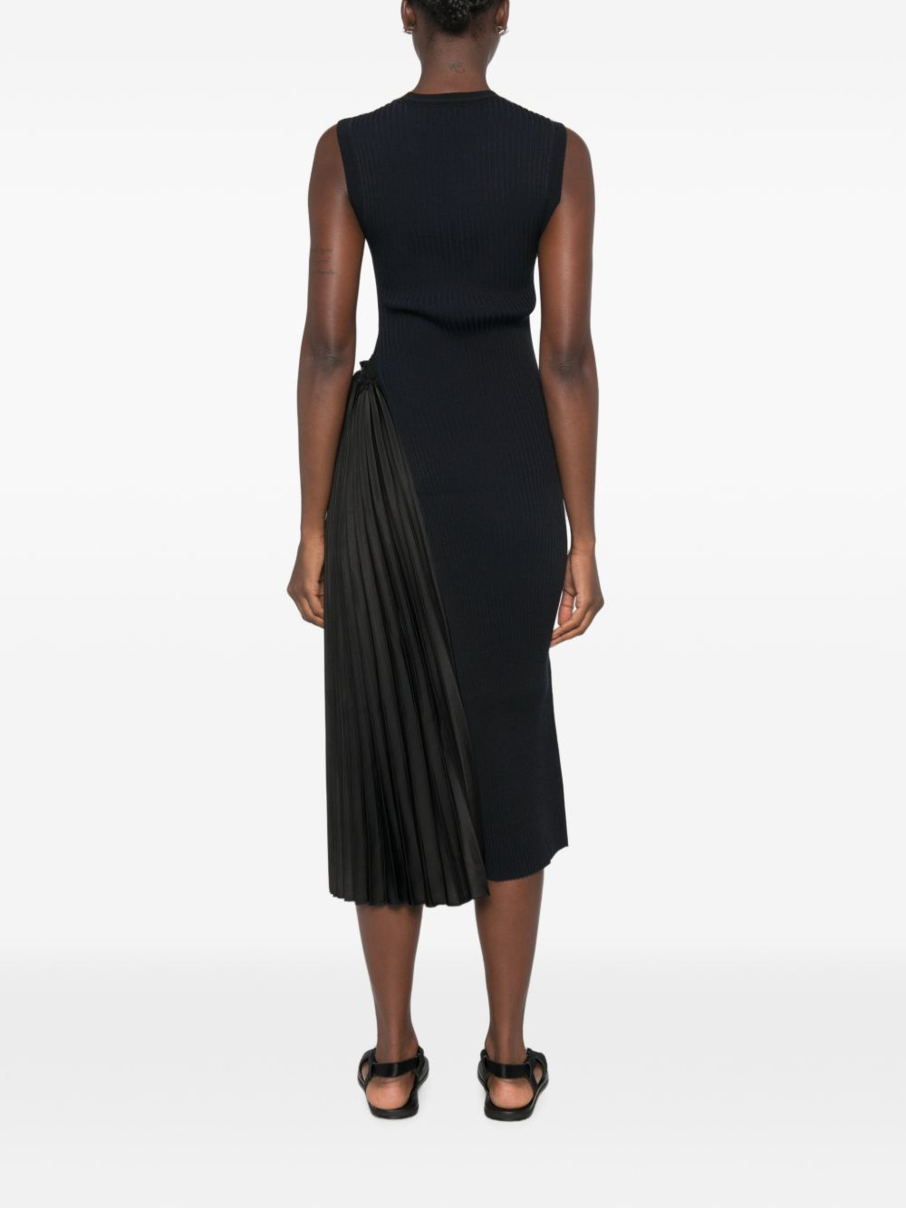 [Emporio Armani] Sleeveless dress FW26 EW005144AF30197FC006