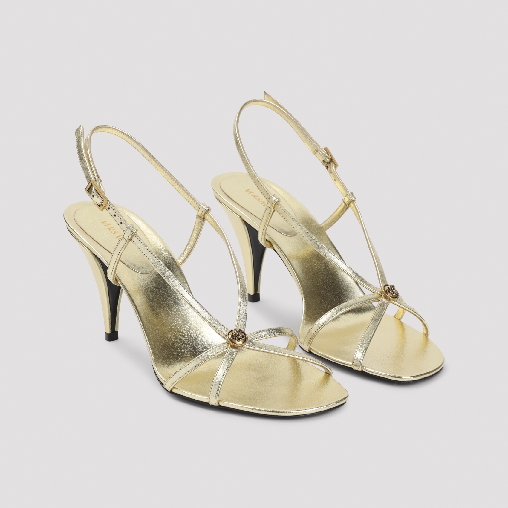 [Versace] Pumps FW26 1024132.1A00965