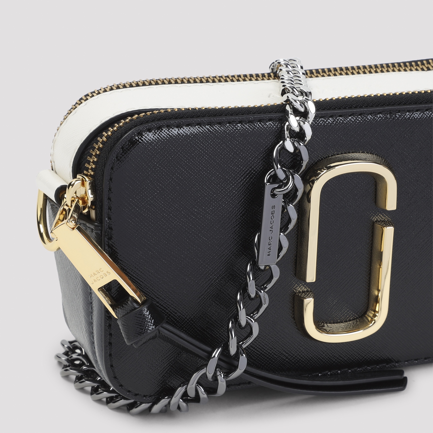 [Marc Jacobs] Shoulder bag FW26 2P6HCR009H01