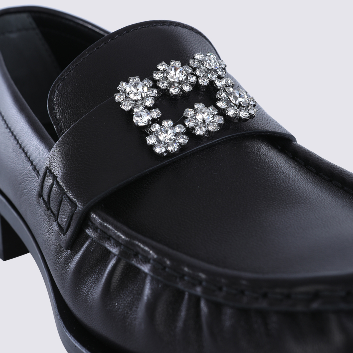 [Roger Vivier] Loafer FW26 RVW8284564091TB999