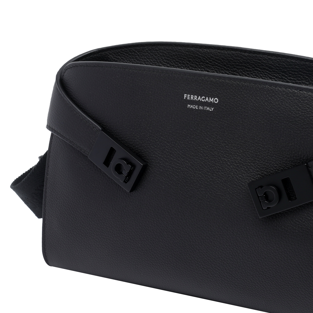 [Salvatore Ferragamo] Shoulder bag FW26 784626241790NERO
