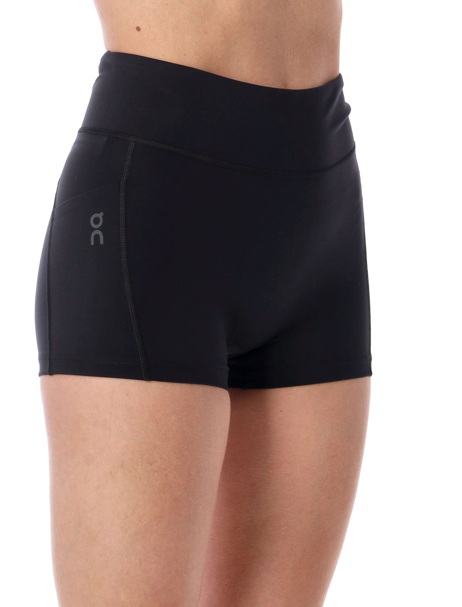 [ON RUNNING] Shorts FW26 1WG10050553BLACK