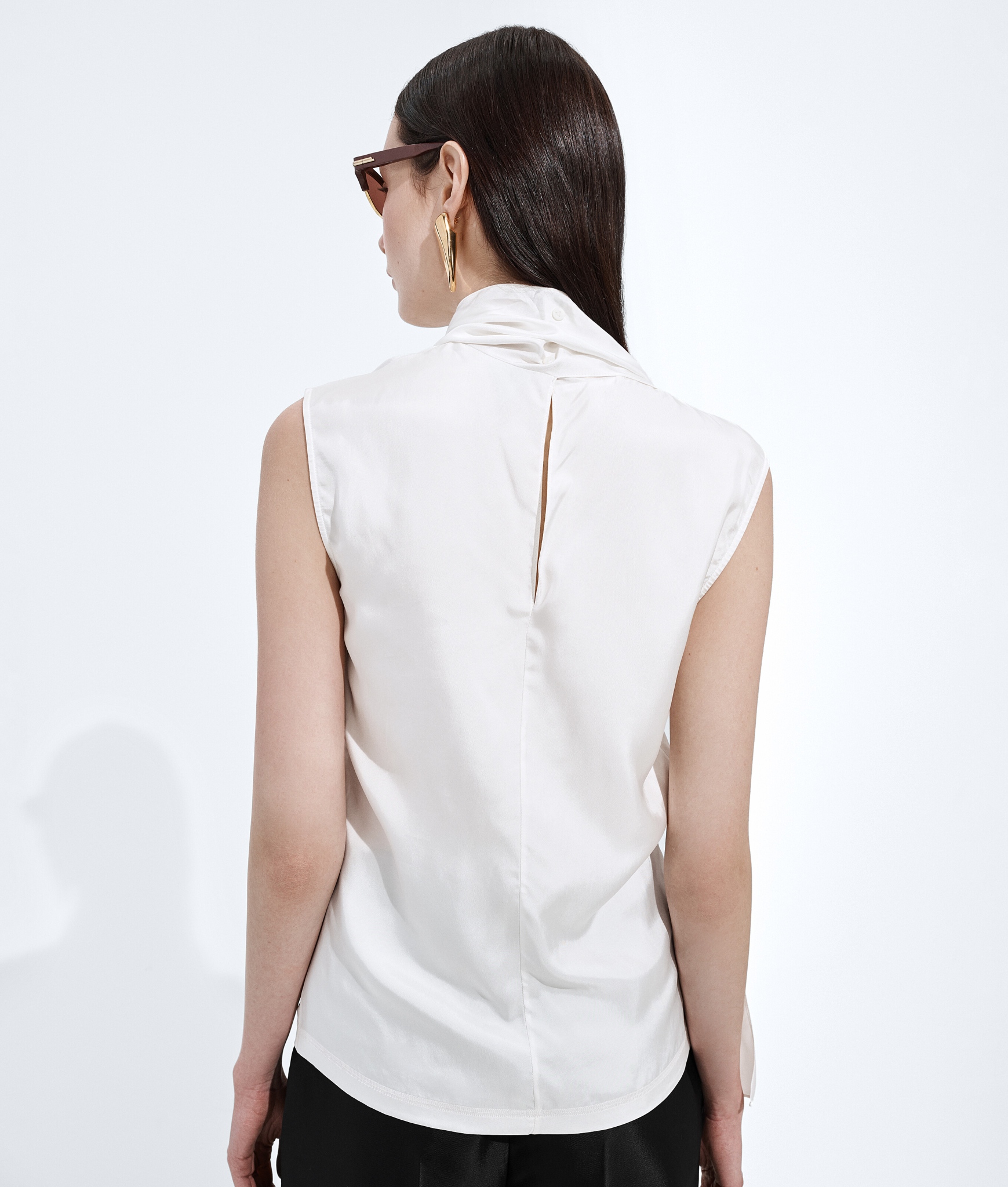 [Bottega Veneta] T-shirts Sleeveless SS26 871259V6KR09000