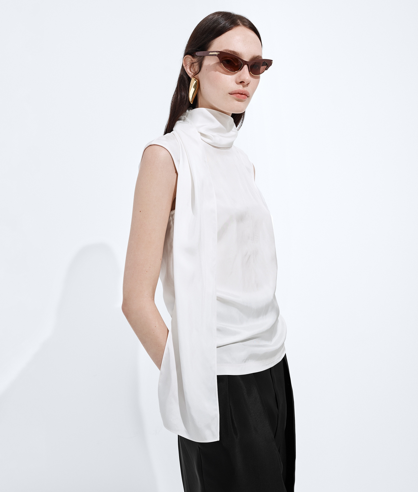 [Bottega Veneta] T-shirts Sleeveless SS26 871259V6KR09000