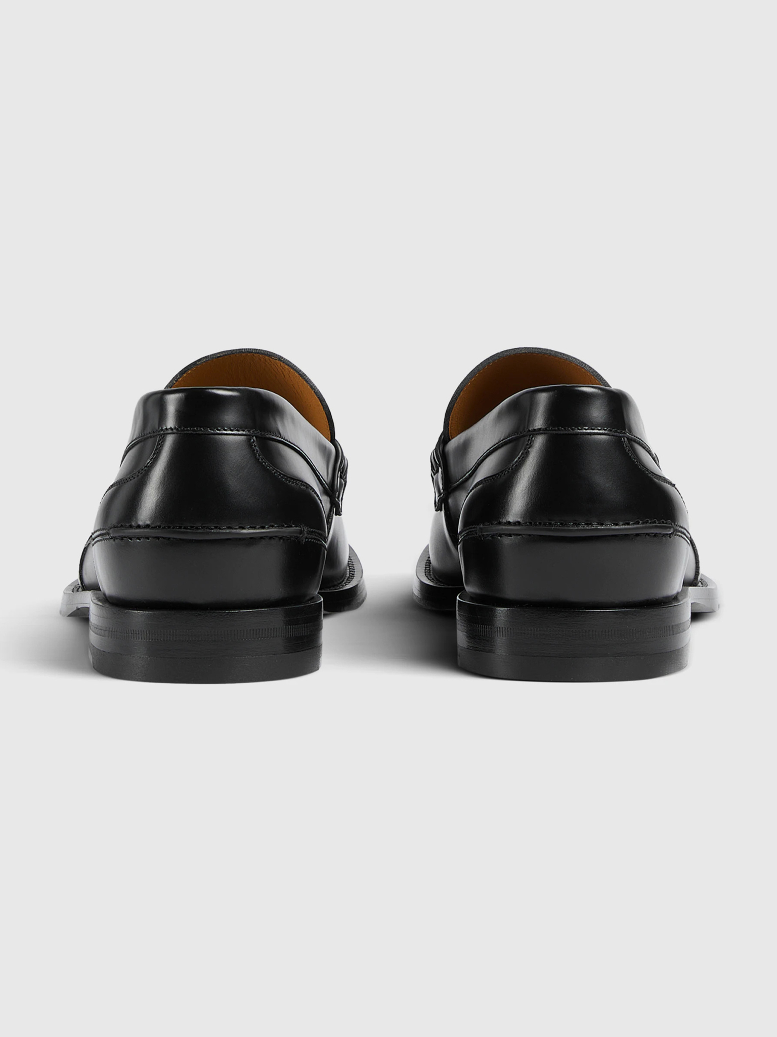 [Gucci] Loafer SS26 851398AAFAR1000