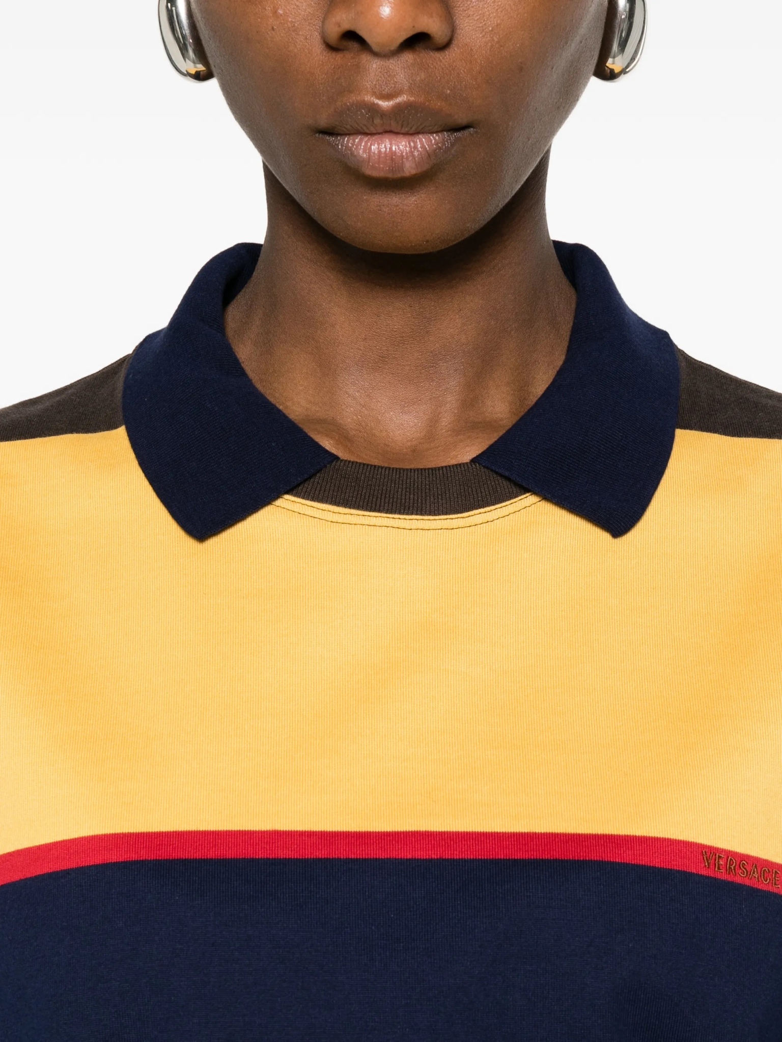 [Versace] T-shirts Short Sleeve SS26 10245071A178906Y520