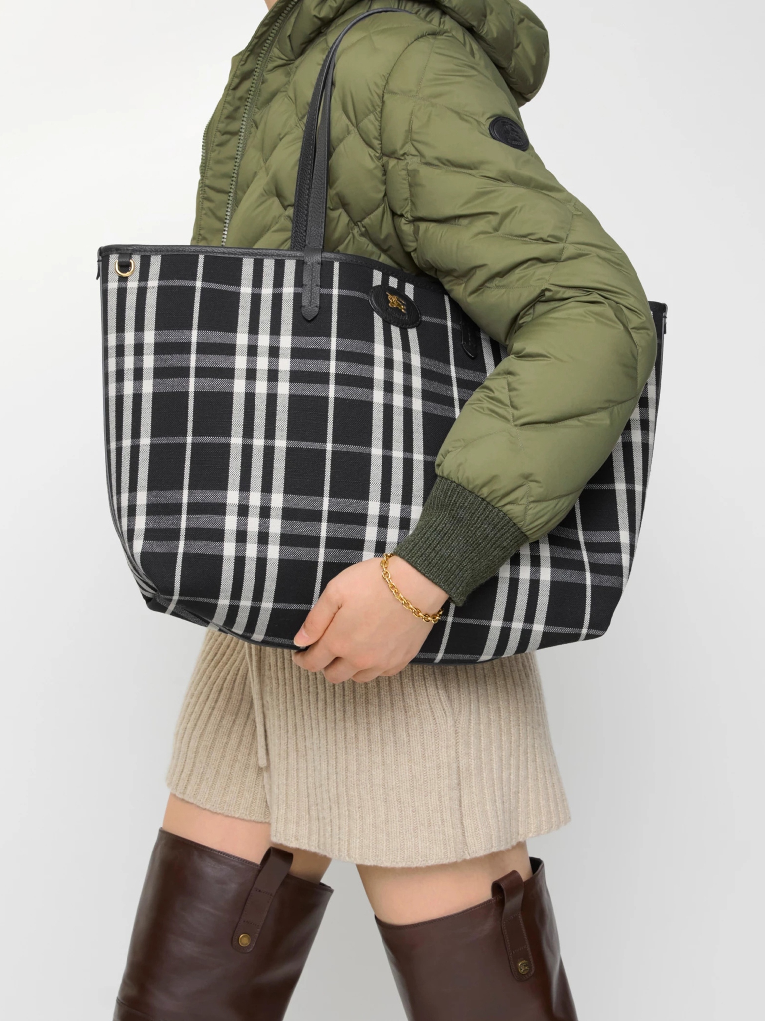 [Burberry] Tote bag SS26 8119606A1189