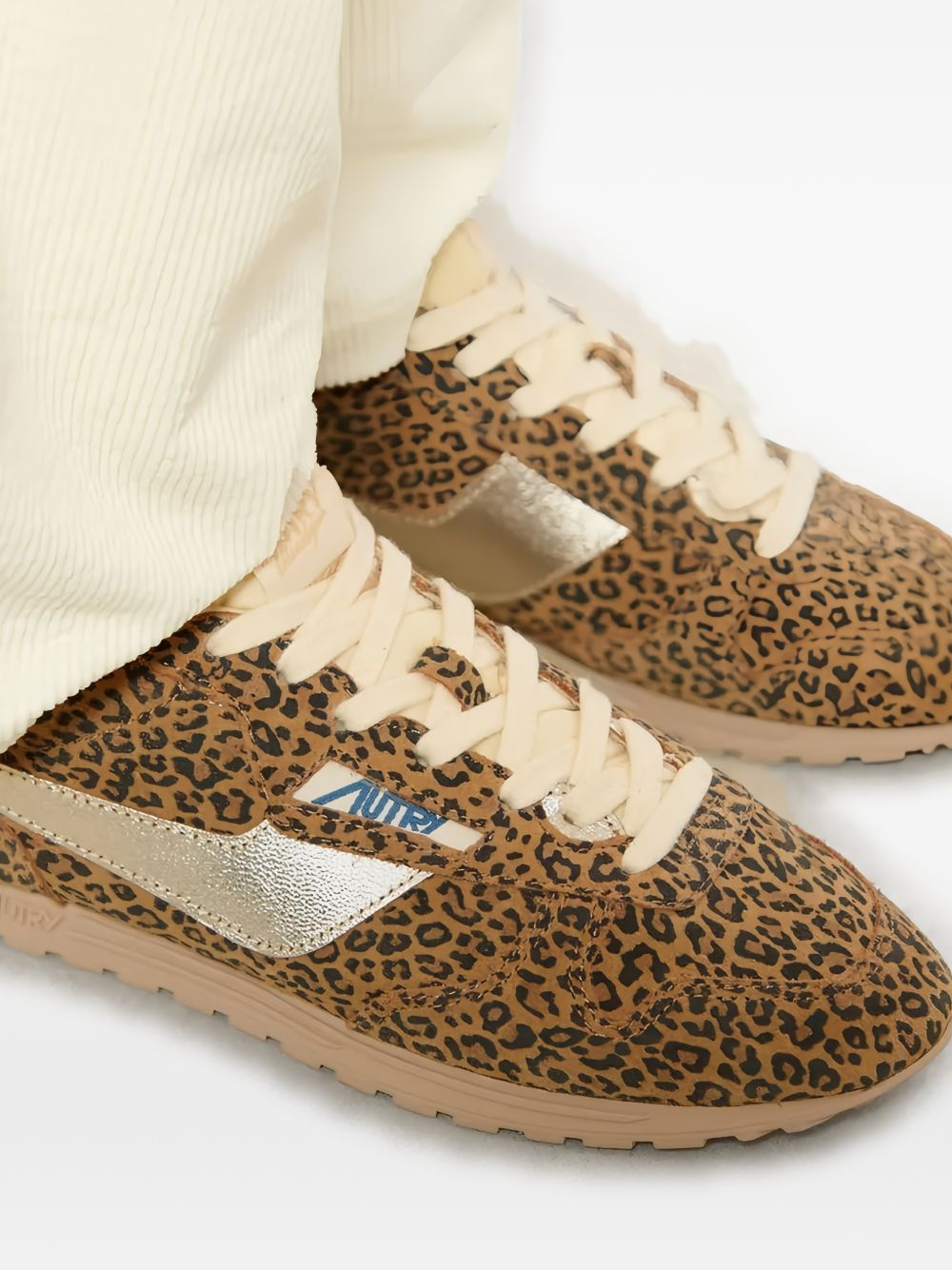 [AUTRY] Sneakers SS26 WSLWSJ01