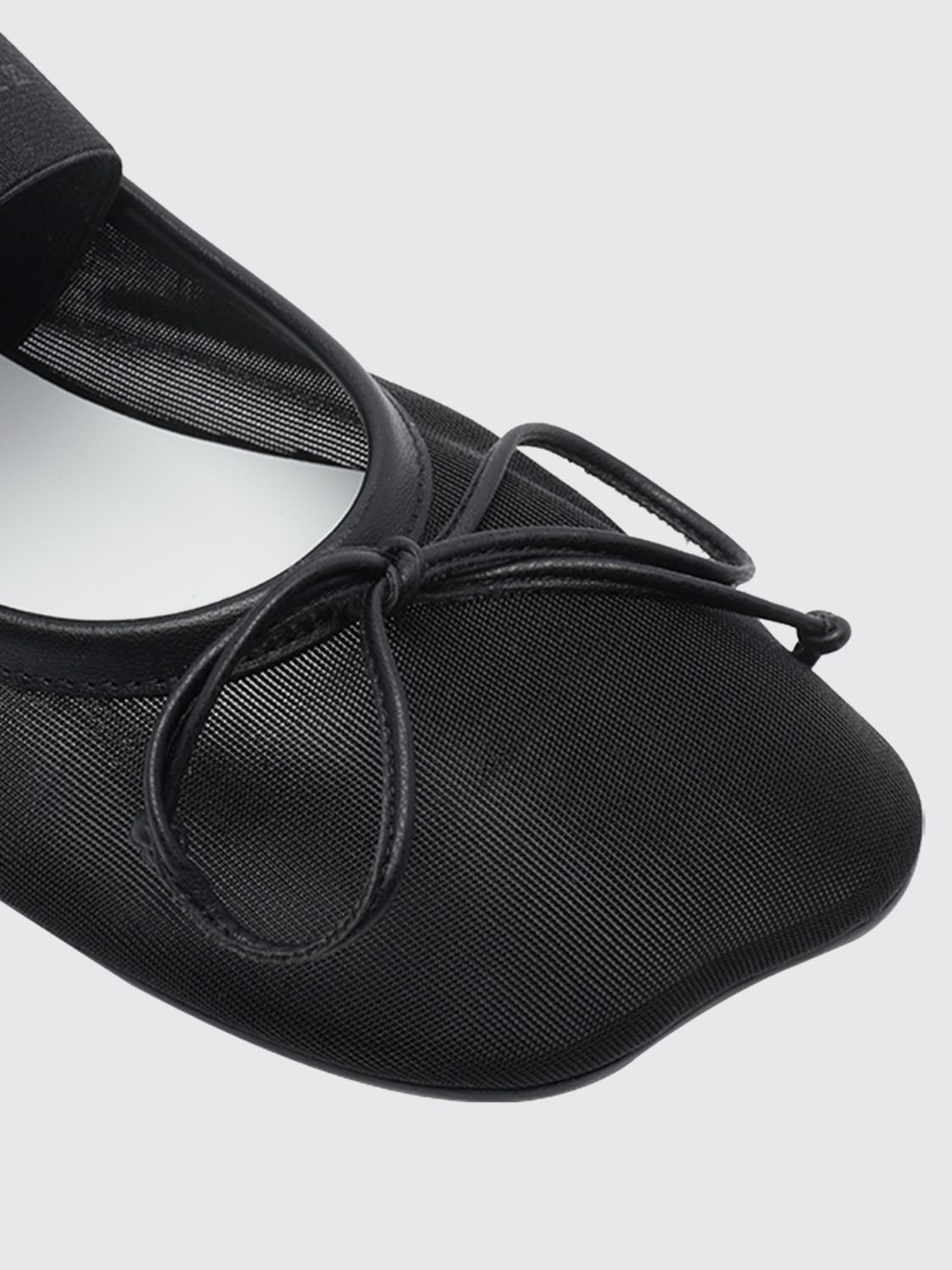 [MM6 Maison Margiela] Flat shoes FW26 S59WZ0101P7138 T8013