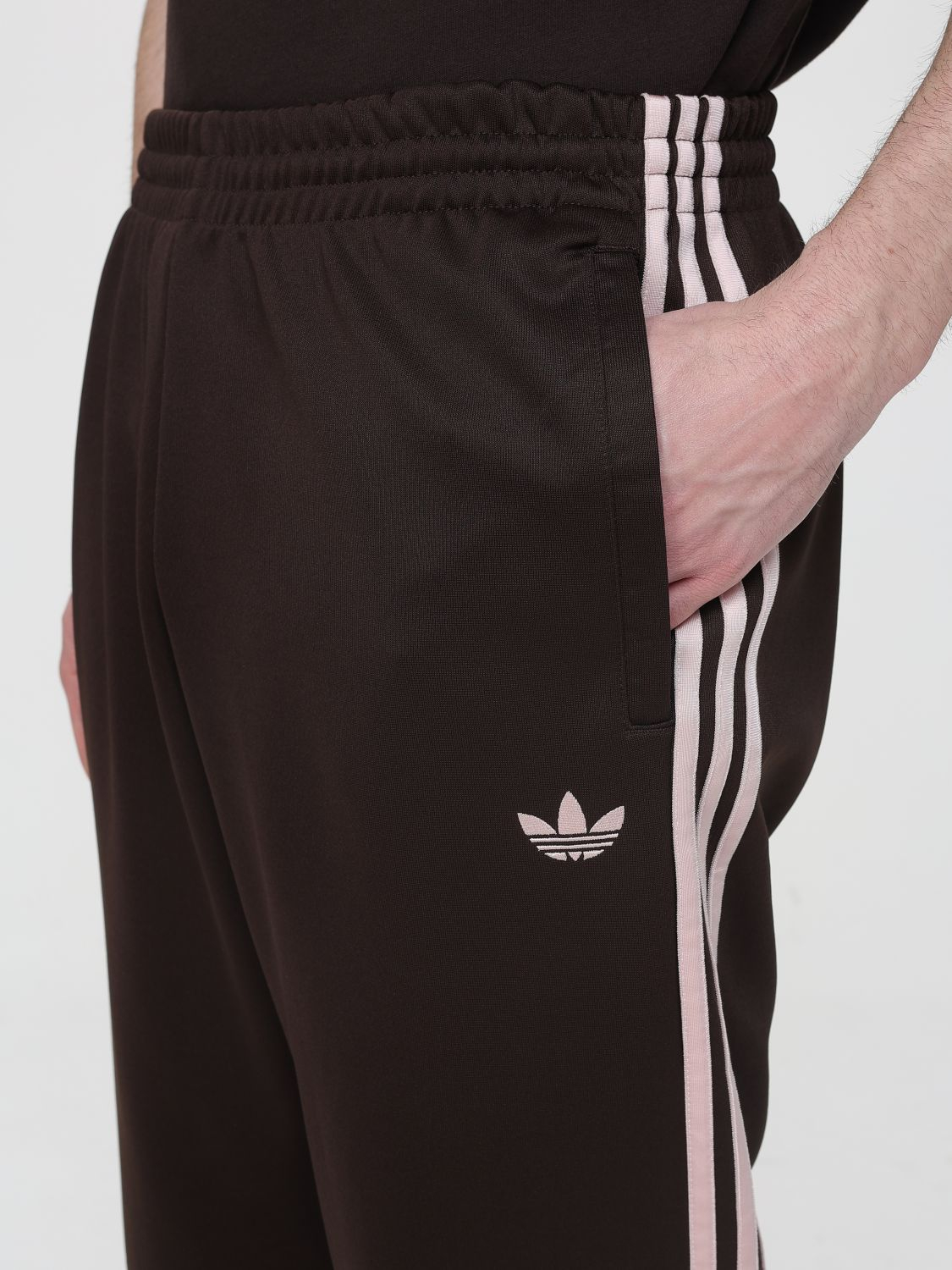 [ADIDAS ORIGINALS] Trousers SS26 KE3519