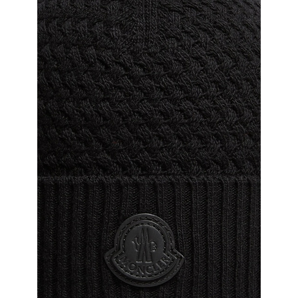 [Moncler] Beanie FW26 M4281 3B000-26 999