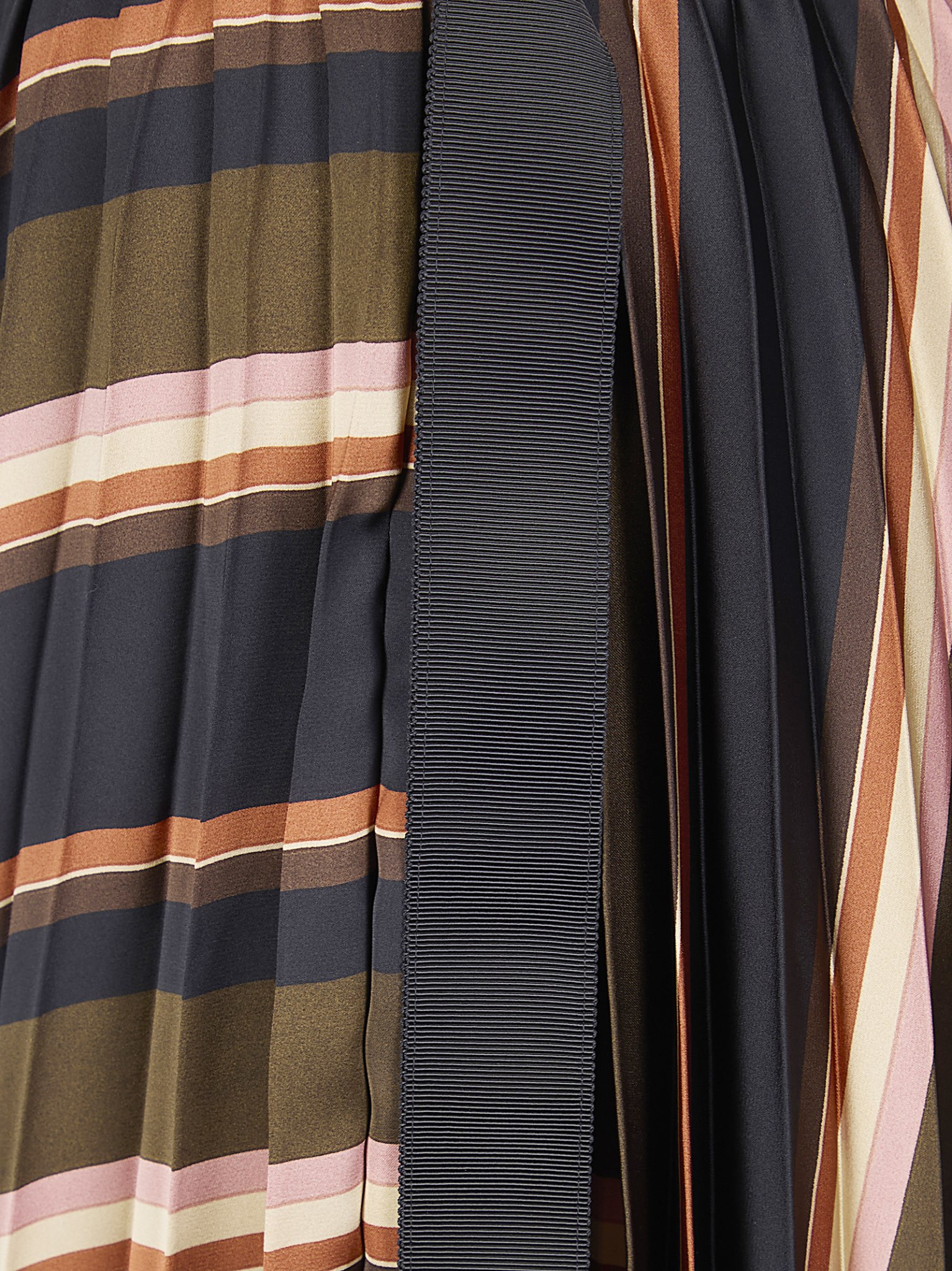 [Sacai] Long skirt SS26 2608376 727