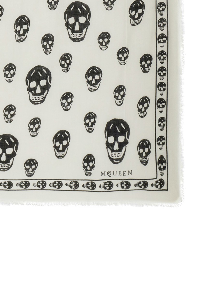 [Alexander McQueen] Scarf SS26 807889_3222Q9260