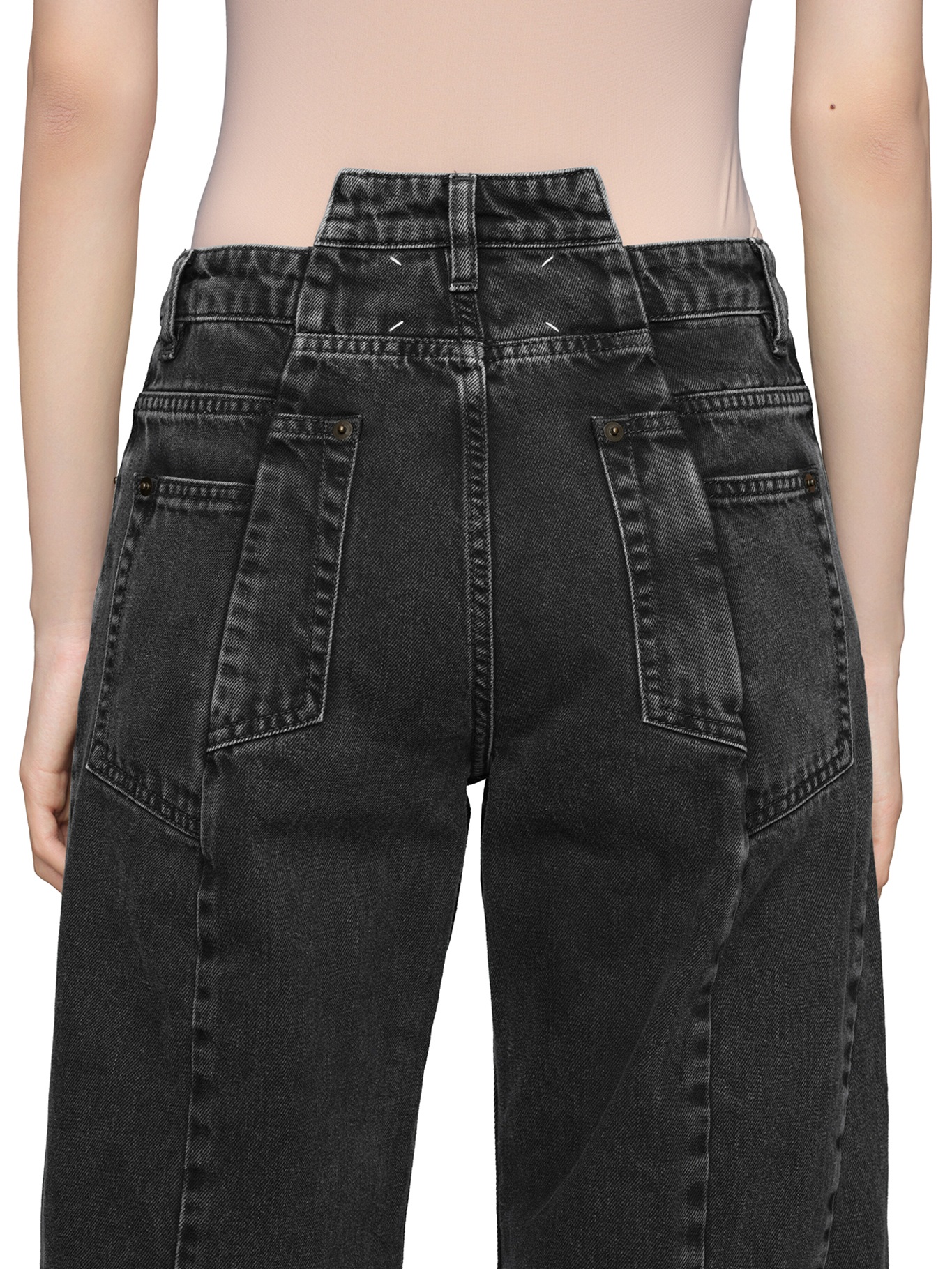 [Maison Margiela] Trousers FW26 S51LA0133S30496961 MEDIUM BLACK STONE