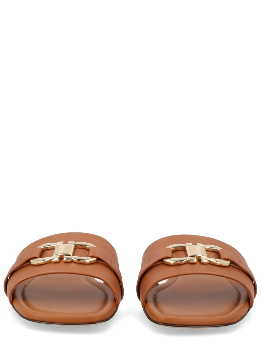 [Ferragamo] Flat shoes SS26 769637_01G997002