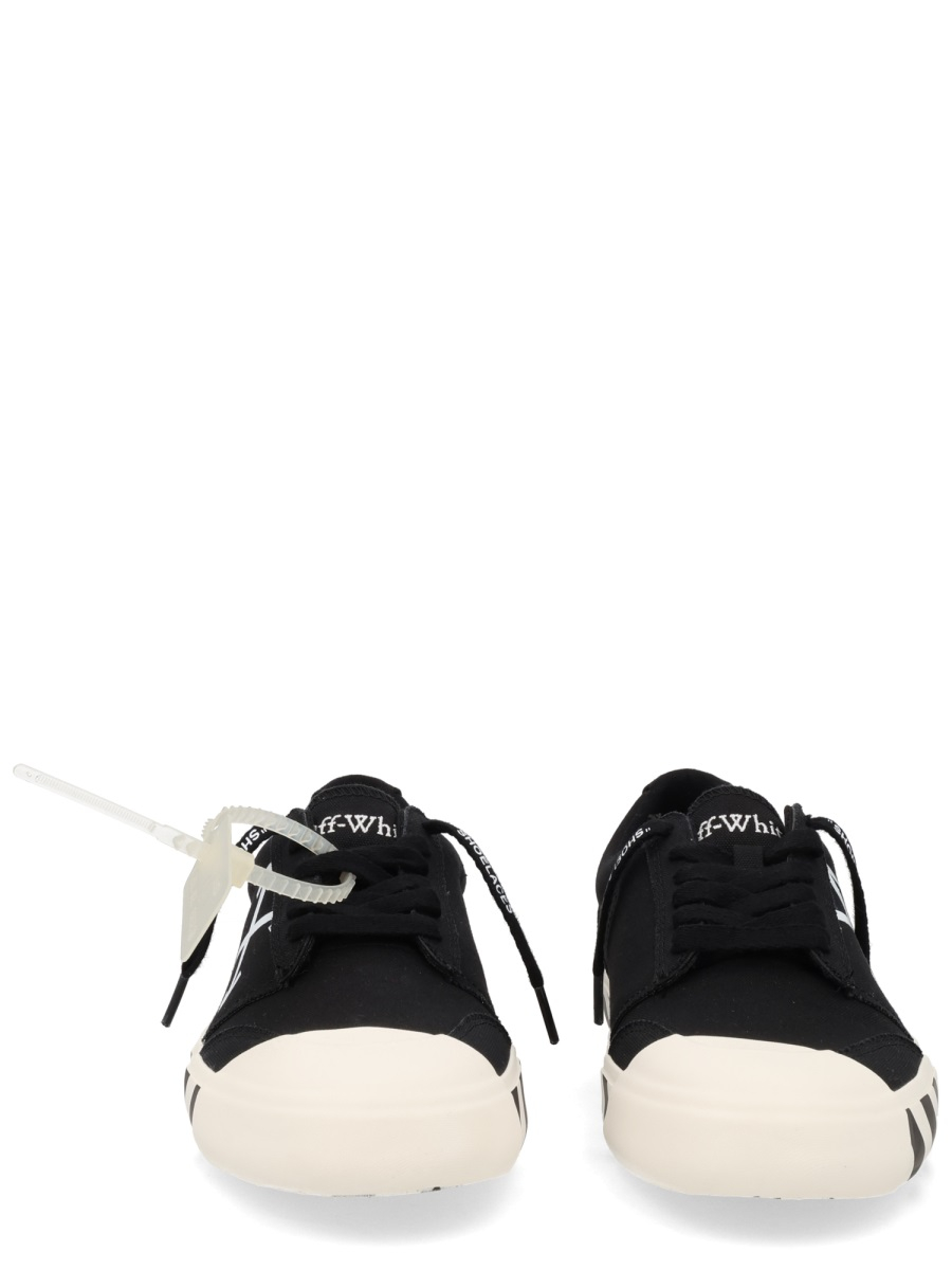 [Off-White] Sneakers SS26 M2APC9F001_1001