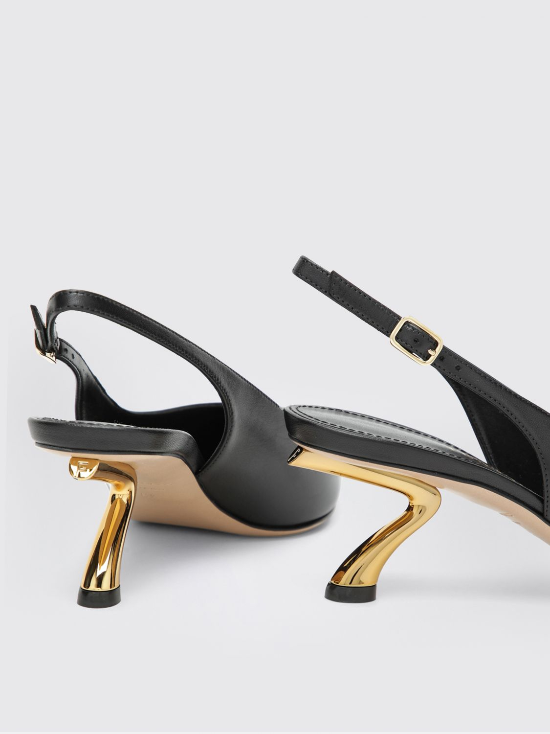 [Ferragamo] Pumps SS26 7935981 NR