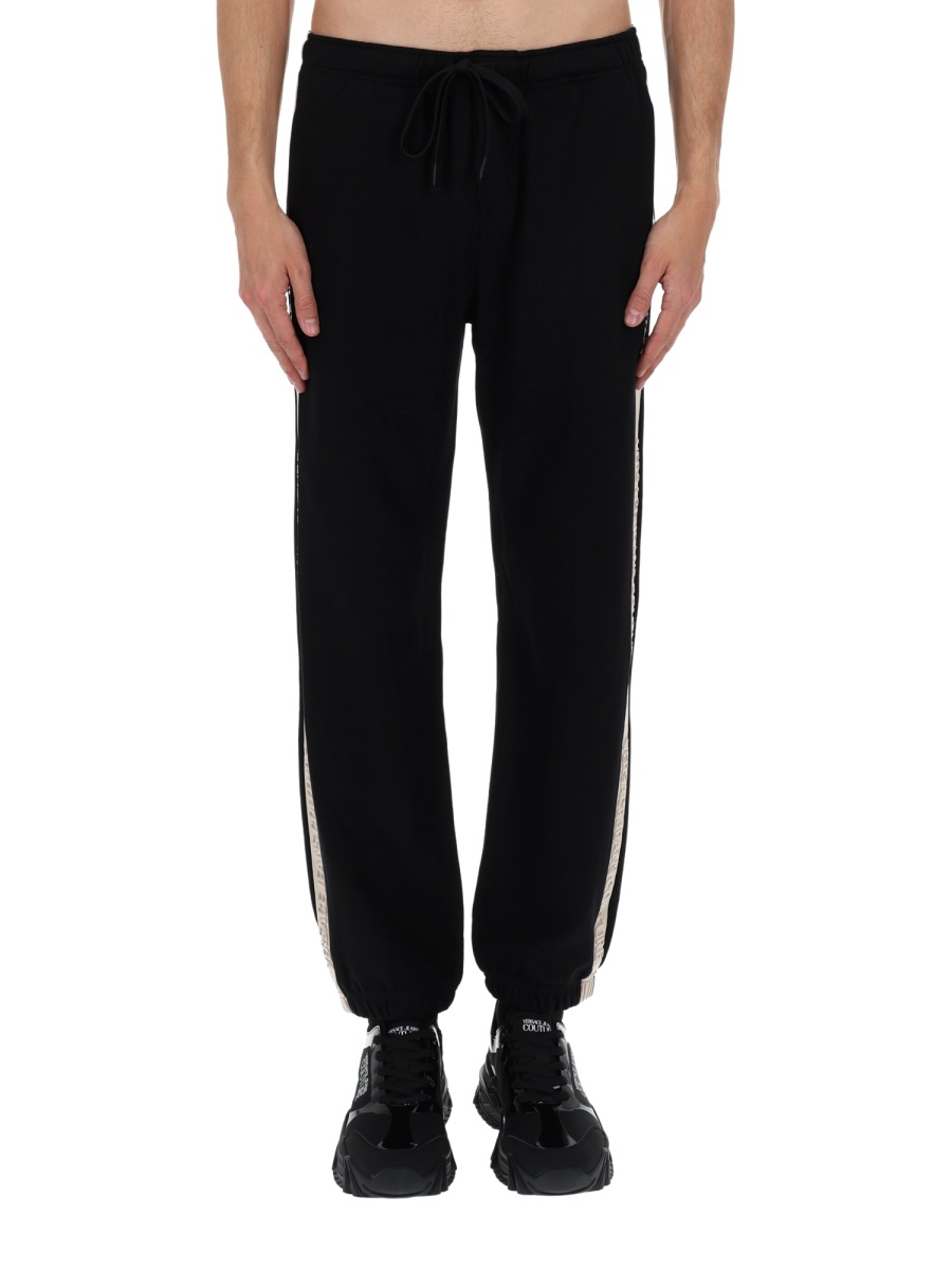 [VERSACE JEANS COUTURE] Trousers SS26 80GAAE08_CF00E899
