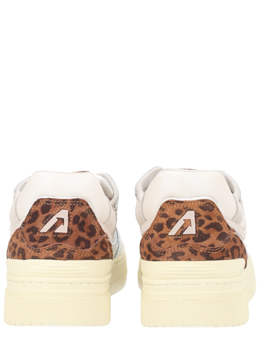 [AUTRY] Sneakers SS26 ROLW_UV01