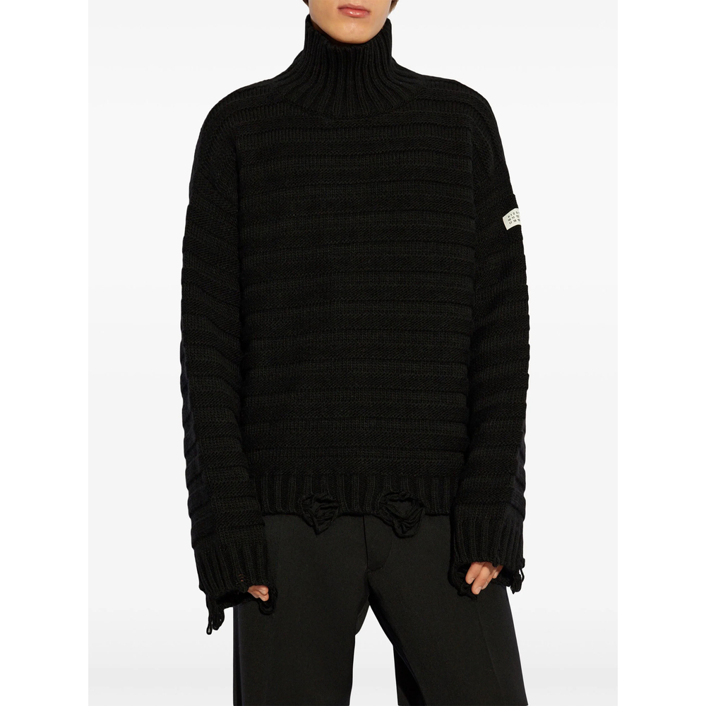 [MM6 Maison Margiela] Knitwear FW26 M13040 SH0HA0004 900