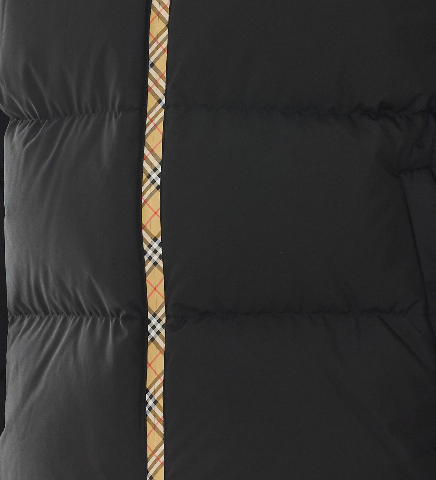 [Burberry] Down Jacket FW26 8110196A1189