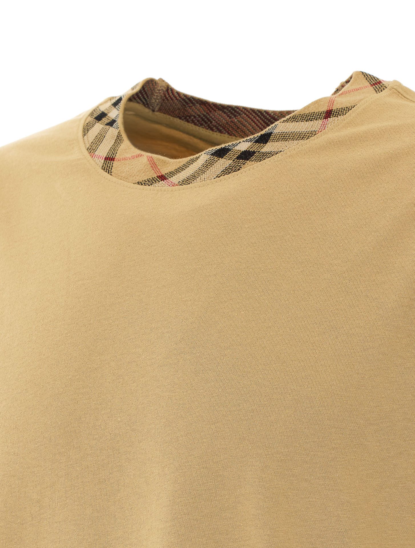 [Burberry] T-shirts Short Sleeve FW26 8125511B8626