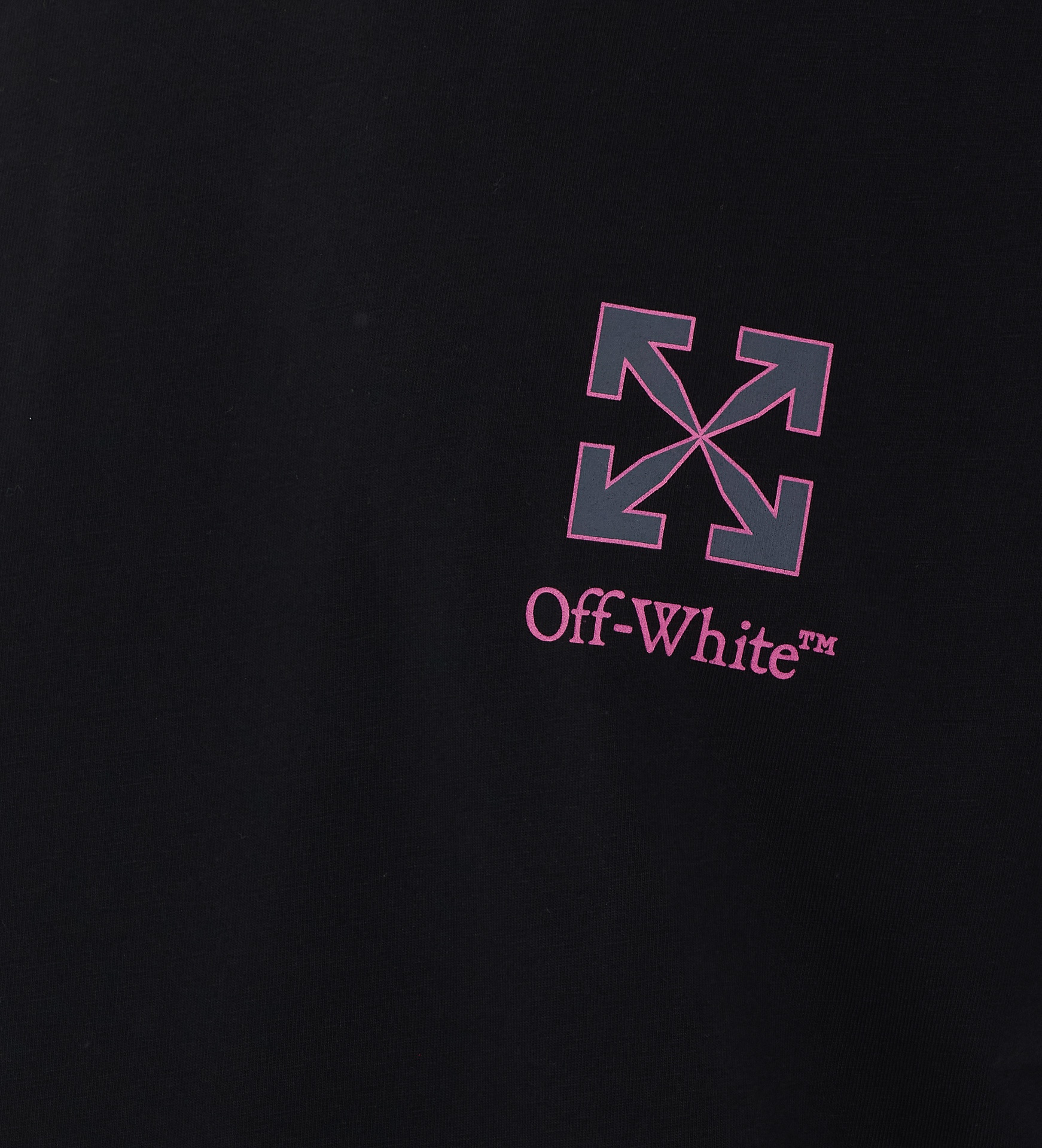 [Off White] T-shirts Short Sleeve FW26 OMAA16MF26JER00A001