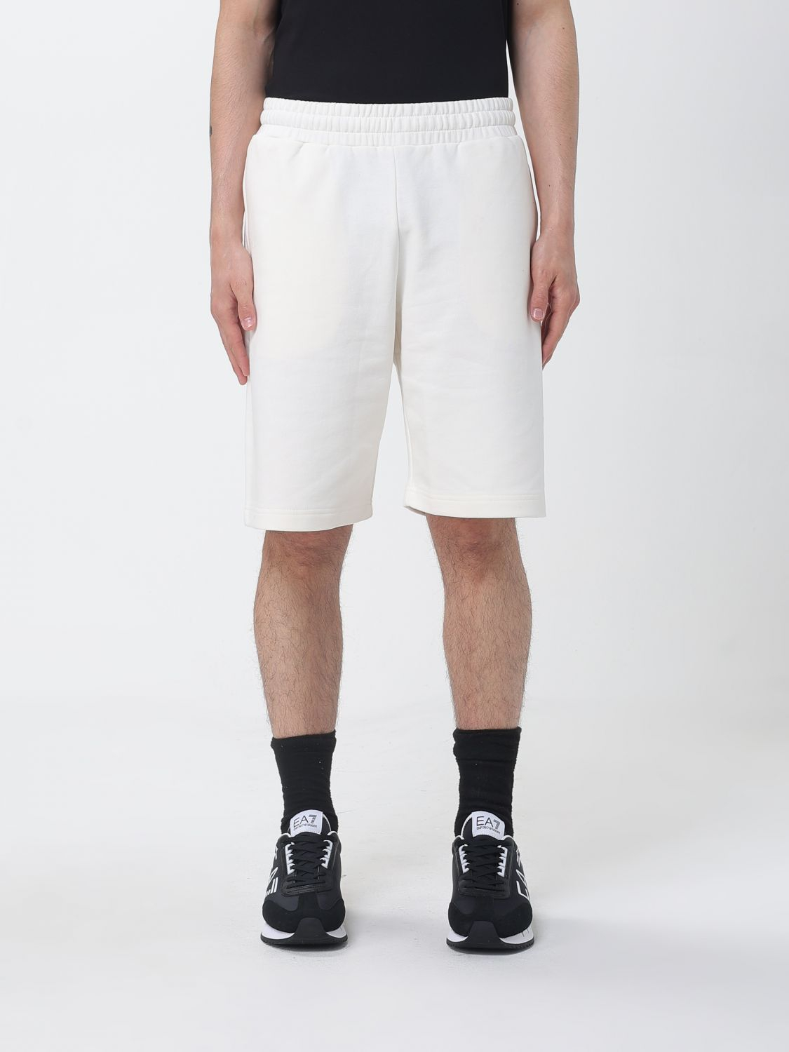 [EA7] Shorts SS26 7M001329AF17787 U0004
