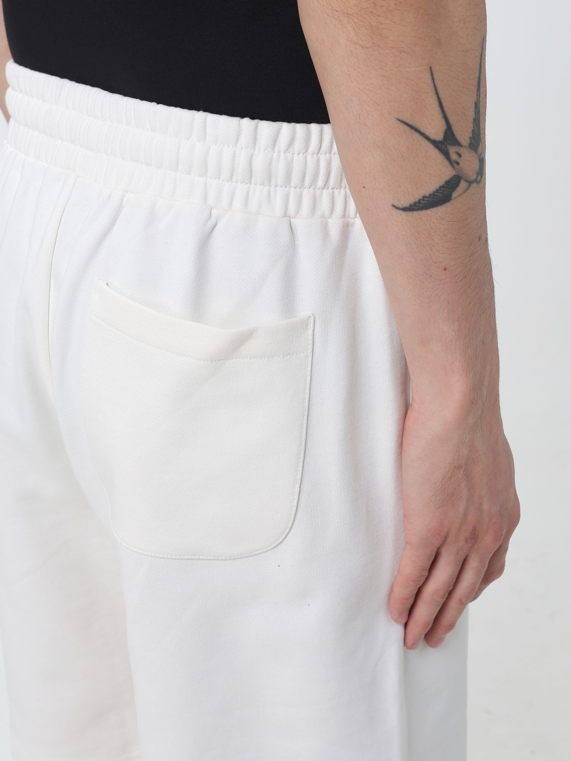 [EA7] Shorts SS26 7M001329AF17787 U0004