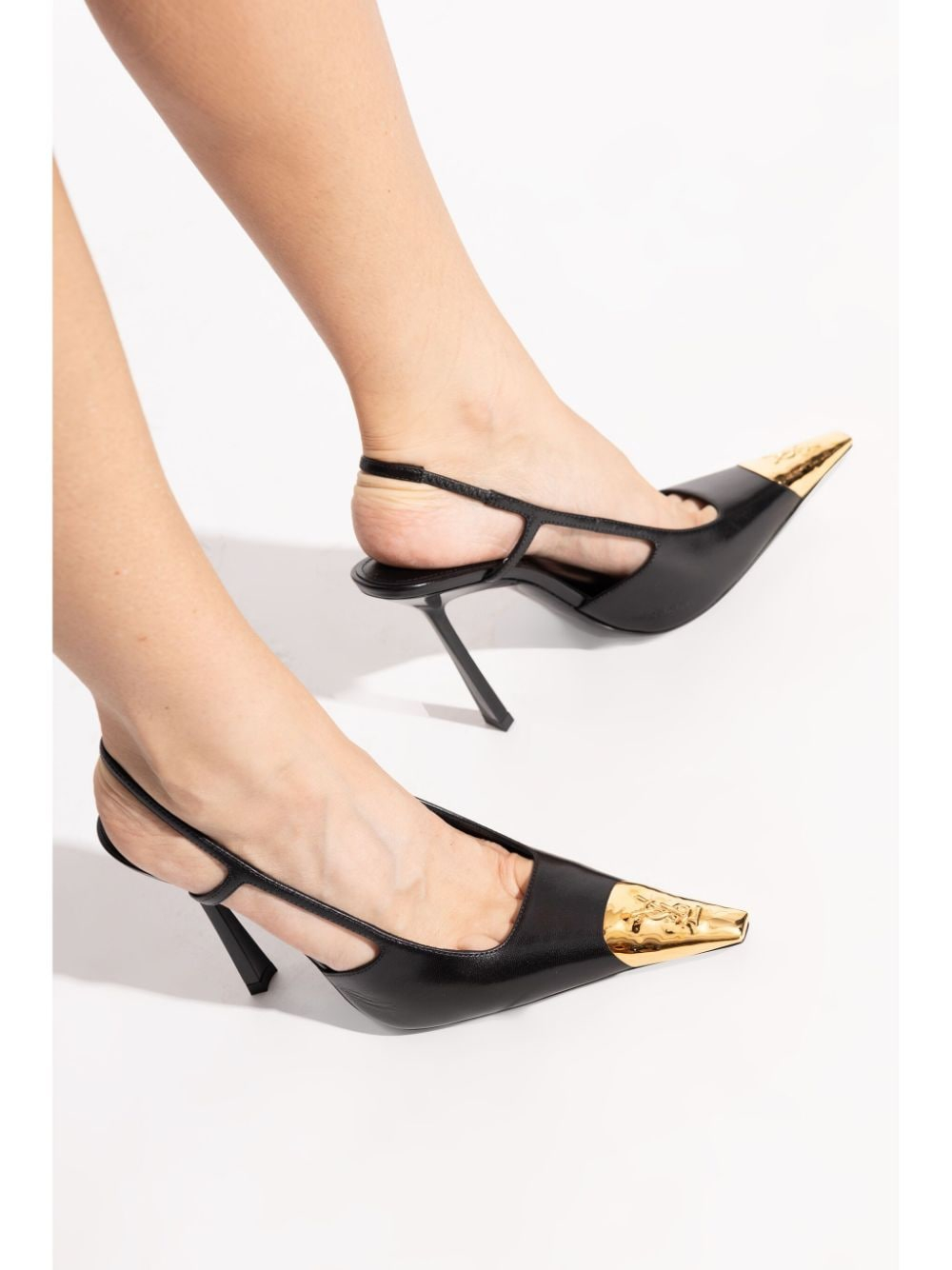 [Saint Laurent] Pumps FW26 800164AADX21000