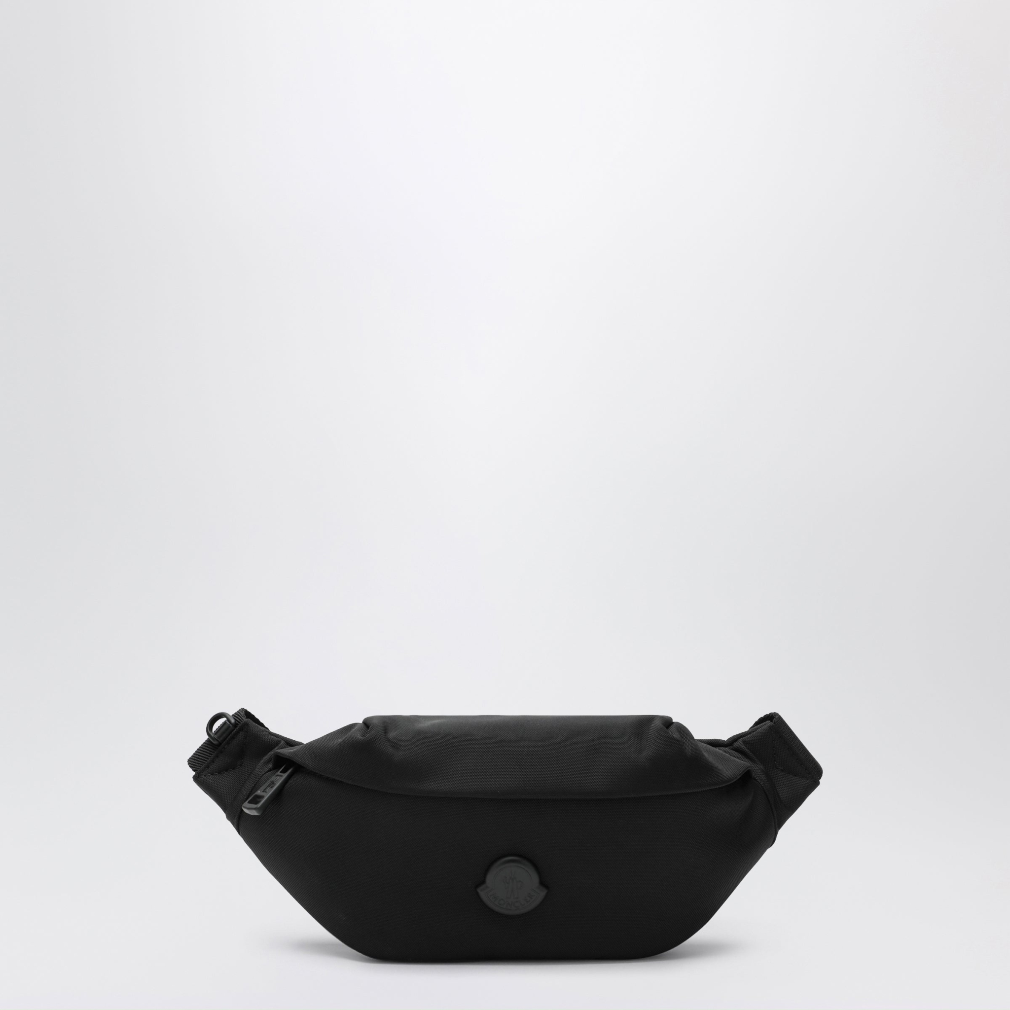 [Moncler] Belt Bag FW26 5M00001M7755