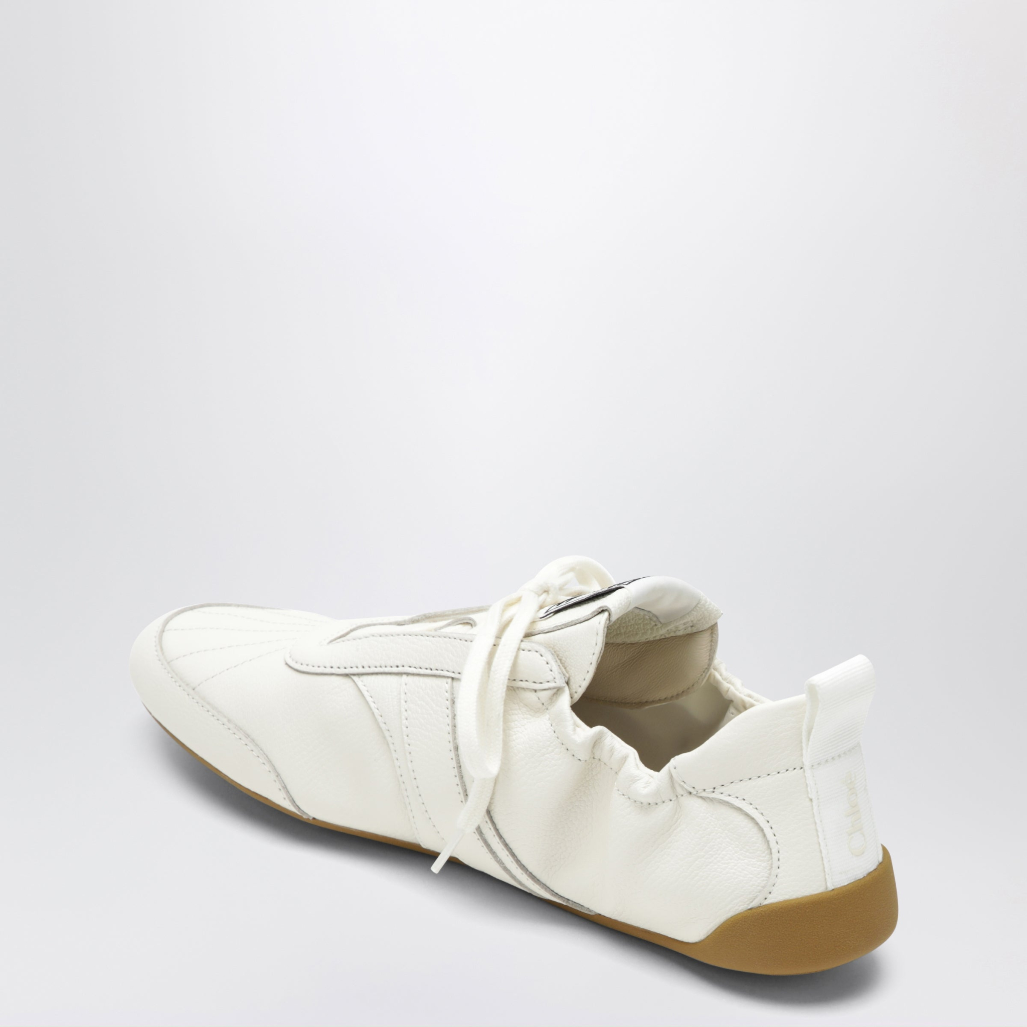 [Chloe] Sneakers FW26 CH26A15RYJ