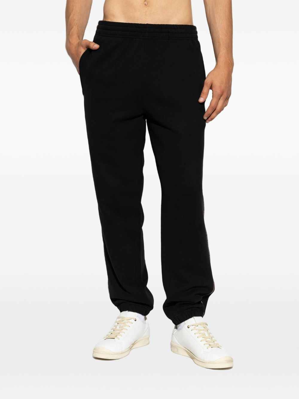 [Burberry] Trousers FW26 8130511A1189