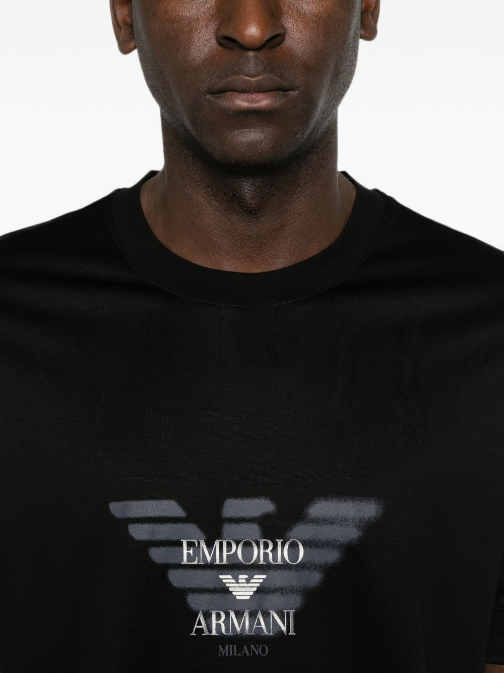 [Emporio Armani] T-shirts Short Sleeve FW26 EM006765AF10017UC001