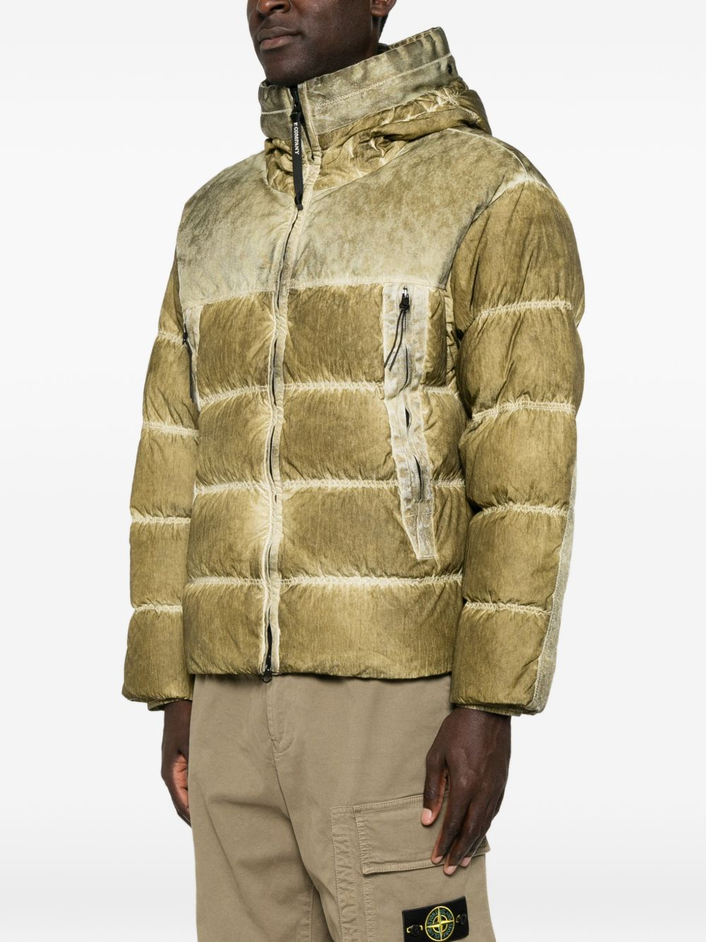[C . P . COMPANY] Down Jacket FW26 21CMOW115A006369SR20