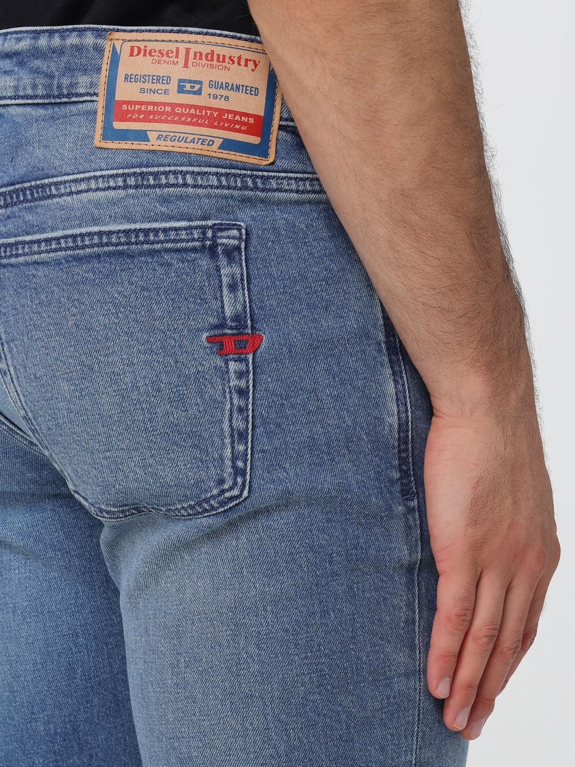 [Diesel] Jeans SS26 A035940BEBI 01